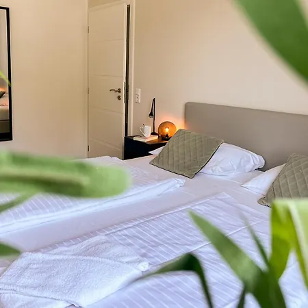 Residenz Zueschen A דירה *