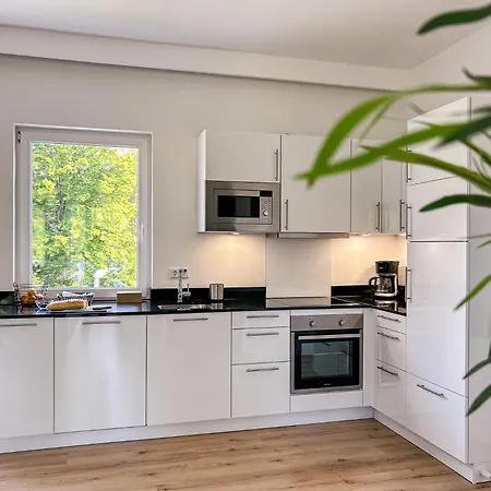 Residenz Zueschen A *